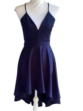 WINDSOR “Go With The Flow” High-Low Crepe Dress Open Lace Back Navy Blue SZ M